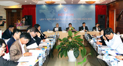 Hội thảo góp ý về dự thảo Luật Đất đai sửa đổi