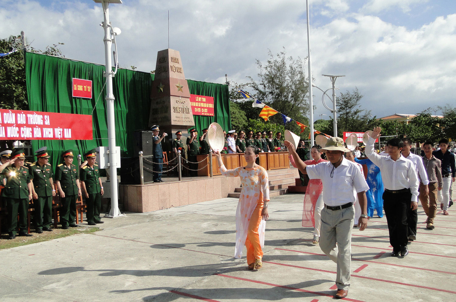 Đời sống văn hóa, tinh thần ở Trường Sa 