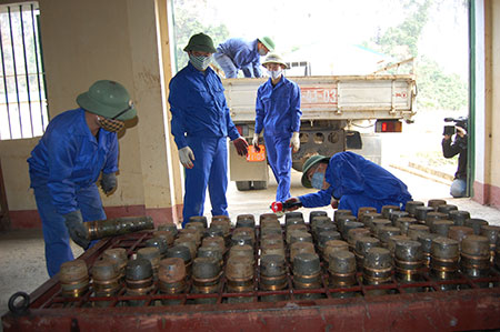 Những người đối mặt với 