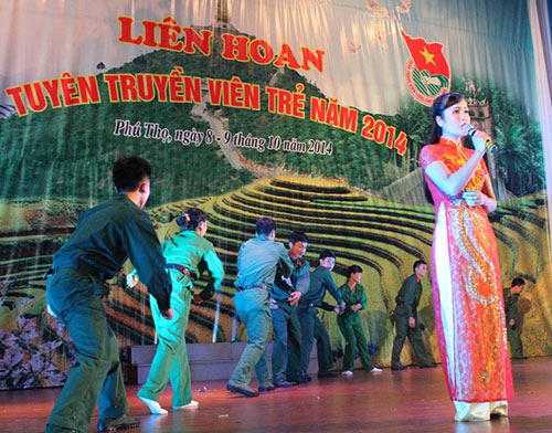 Quân khu 2: Liên hoan Tuyên truyền viên trẻ năm 2014