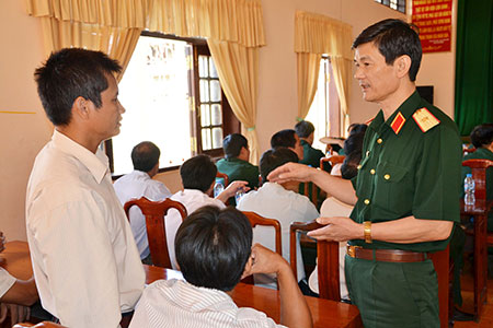 Kiểm tra thực hiện Quy chế Dân chủ cơ sở tại Trung đoàn 717
