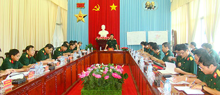 Bộ Tổng tham mưu kiểm tra Trường Đại học Nguyễn Huệ