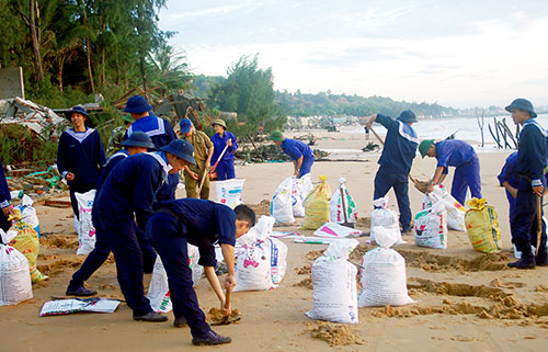 Lữ đoàn 681 Hải quân: Giúp dân khắc phục biển xâm thực