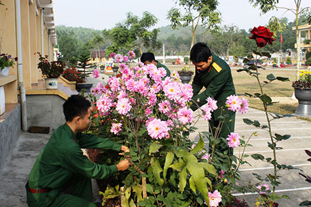 Tết ở đơn vị “không quân”