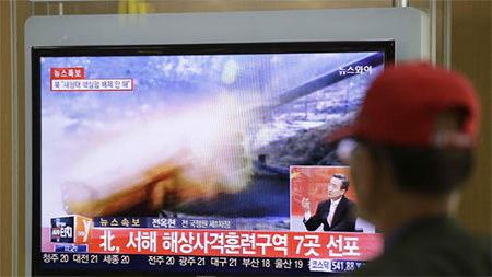 Hai miền Triều Tiên đấu pháo trên biển