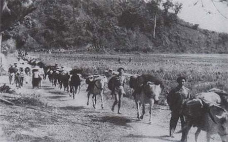 Những con người bình dị, những vũ khí thô sơ góp phần làm nên chiến thắng