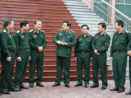 Đại tướng Phùng Quang Thanh thăm và làm việc tại Quân khu 1