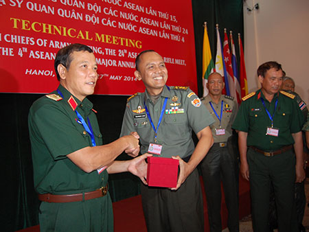 Hội nghị Kỹ thuật Giải bắn súng quân dụng Quân đội các nước ASEAN lần thứ 24