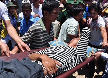 Quảng Ngãi: Tập huấn trang bị kỹ năng sơ cấp cứu ban đầu ngư dân 