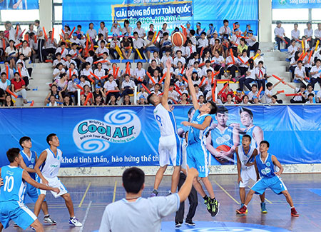 VCK toàn quốc Giải Bóng rổ U17 Quốc gia-Cúp Cool Air 2014: Miền Tây thắng lớn