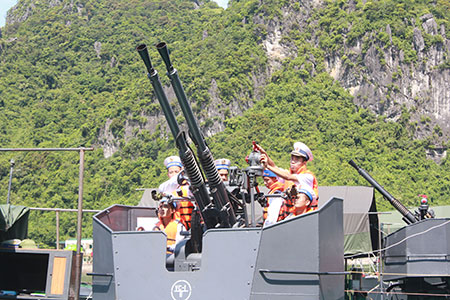 Vững vàng trên vùng biển Đông Bắc