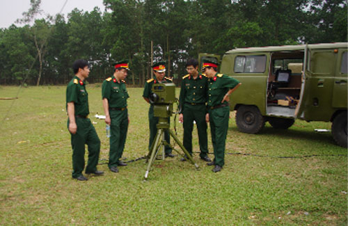 Đài quan sát quang điện tử cho tiểu đoàn pháo binh