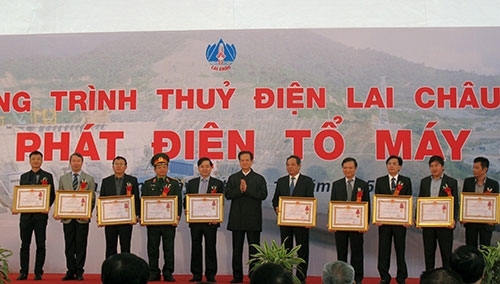 Phát điện tổ máy số 1 công trình thủy điện Lai Châu