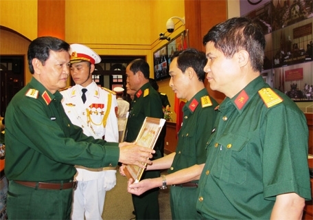 Khai thác hiệu quả, tiếp tục bổ sung Bộ cơ sở dữ liệu giải mã ký hiệu, phiên hiệu đơn vị quân đội