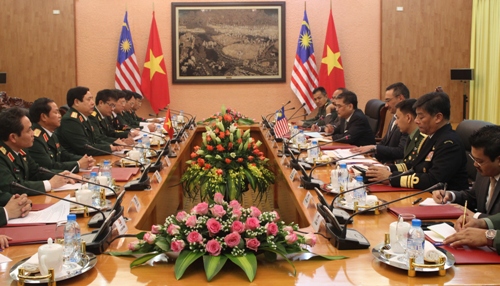 Đưa quan hệ quốc phòng Việt Nam-Malaysia ngày càng đi vào chiều sâu
