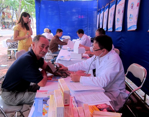 1.000 người được khám, tư vấn miễn phí về bệnh đái tháo đường