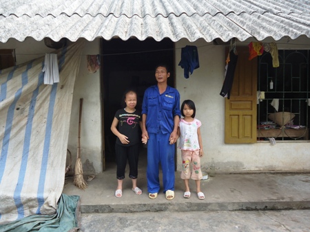 Anh Chuyền “gà trống” nuôi con