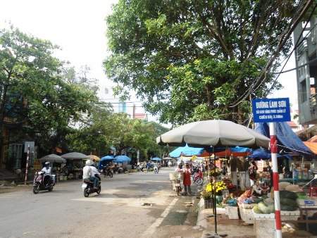 Đường Lam Sơn (TP Vĩnh Yên) bị chiếm dụng