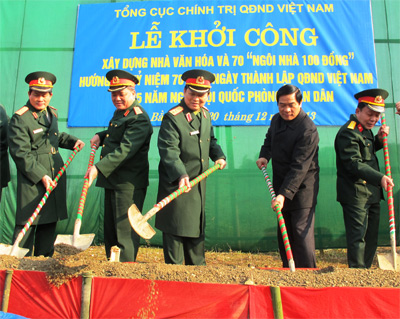 Thượng tướng Ngô Xuân Lịch dự lễ khởi công xây dựng nhà văn hóa và 70 “Ngôi nhà 100 đồng”