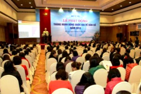 Phát động Tháng hành động quốc gia về Dân số năm 2013