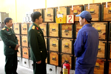 Kiểm tra công tác bảo đảm an toàn kho tàng của Binh chủng Tăng-Thiết giáp