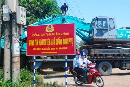 Đường vào Trung tâm HL-BDNV Công an tỉnh Quảng Bình: Những hiểm nguy đang rình rập