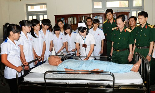 Trường là nhà...