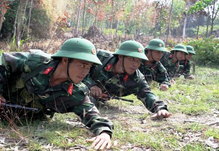 Cùng chiến sĩ mới bước qua những ngày đầu bỡ ngỡ