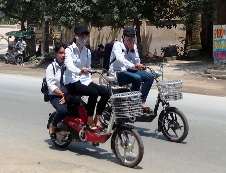 Nỗi lo… học trò ra đường!