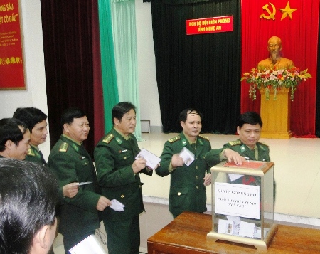 Mái ấm đón Xuân