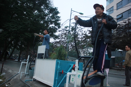 Tập thể dục kết hợp bảo vệ môi trường