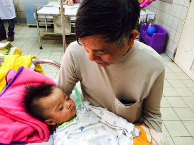 Phải thực hiện ngay tiêm “vét” vắc-xin sởi cho trẻ dưới 2 tuổi