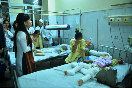 Lời ca tiếng hát- món quà ý nghĩa dành tặng các y, bác sĩ