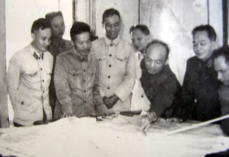 Thượng tướng Phùng Thế Tài với Chiến thắng “Điện Biên Phủ trên không”