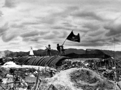 Thắng lợi của đường lối kháng chiến toàn dân, toàn diện 