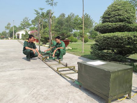 Thiết bị huấn luyện, kiểm tra bắn súng tiểu liên AK và RPD