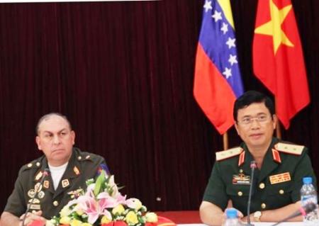 Đẩy mạnh hợp tác quốc phòng Việt Nam - Venezuela 