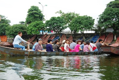 Khu du lịch chùa Hương (Hà Nội): Hết mùa lễ hội vẫn 