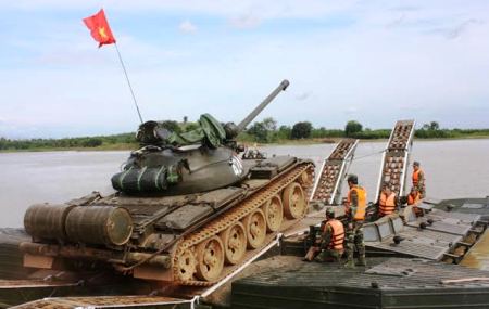 Đại đội Công binh đạt điểm giỏi trong kiểm tra toàn diện 6 tháng đầu năm 2014