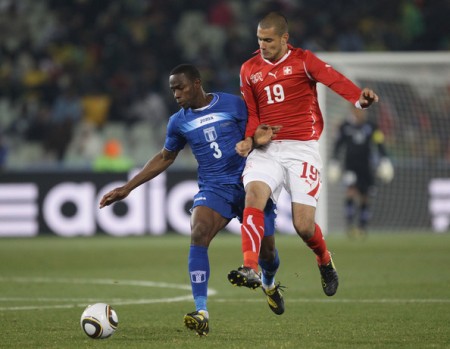 Ôn-đu-rát - Thụy Sĩ (3 giờ ngày 26-6): Ánh sáng cuối đường hầm