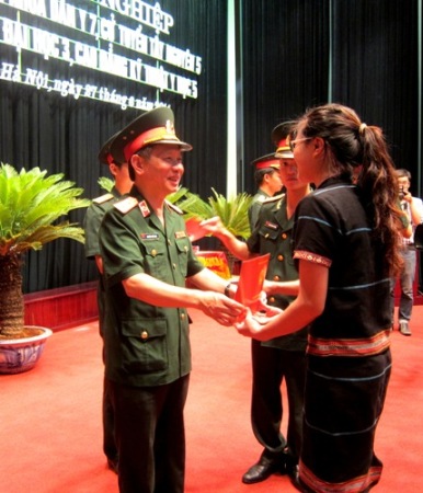 Học viện Quân y trao bằng tốt nghiệp cho 427 học viên