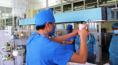 Dành trọn trái tim bên đồng đội