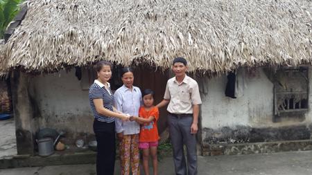 Cháu Hoàng Lê Ngọc đang chờ chữa bệnh tim