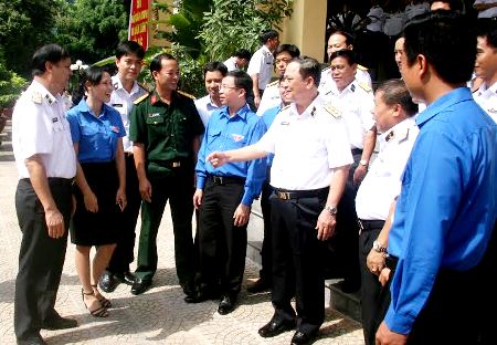 Quân chủng Hải quân: Tọa đàm cán bộ, sĩ quan trẻ năm 2014