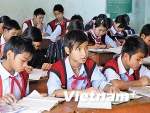 Về đối tượng được miễn học phí