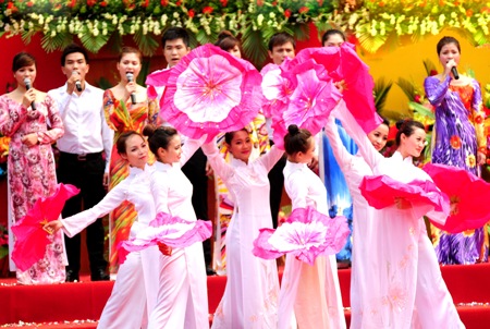 Để Tết Độc lập ngày càng vui hơn