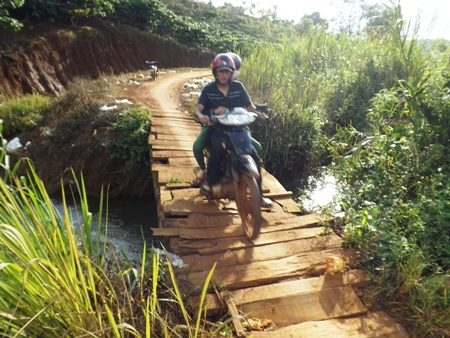 Đắc Nông: Nhiều cầu tạm xuống cấp nghiêm trọng