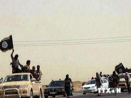 “Căn bệnh ung thư” và cuộc đua “không chớp mắt” 