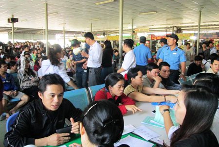 Xe khách phục vụ Tết: Bảo đảm đáp ứng 100% nhu cầu của hành khách