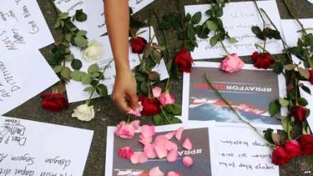 Đã vớt được 30 thi thể nạn nhân vụ rơi máy bay của AirAsia 